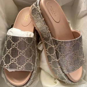 Authentic Gucci silver Angelina platform sandals
